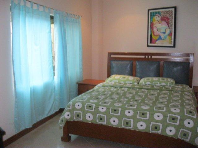 Red Tulip Hotel 安吉利斯 外观 照片